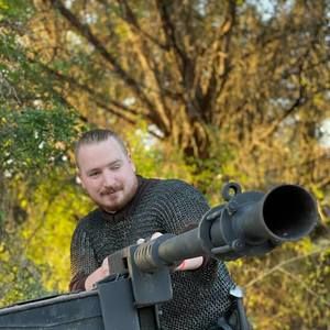 Meet your Posher, Austin